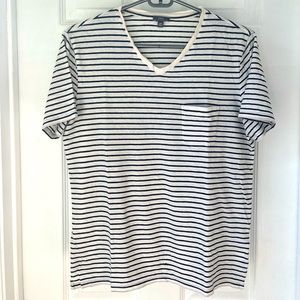 Vince V-neck tee